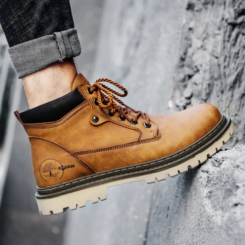 Men's Warm Winter Ankle Boots – Waterproof Outdoor Sneakers with Cozy Lining