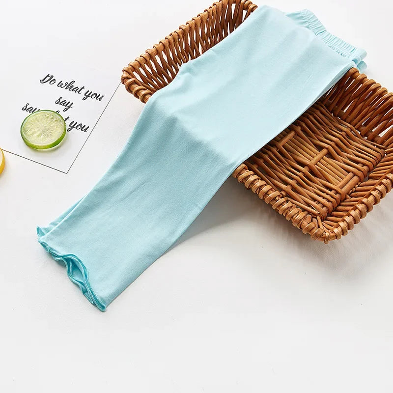 Girl's Ruffle Cropped Leggings